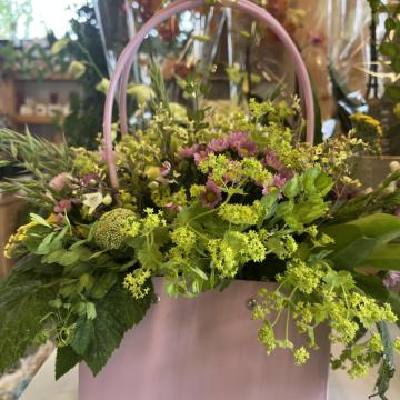 9E7FB71F-A289-45C1-8923-D2D9B06CBD08