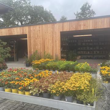 DF2F7F17-AF5A-4E84-ADBC-7B9EC1E265E1